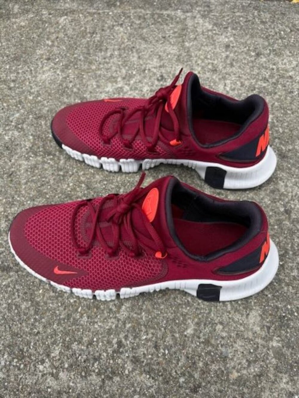 Nike Free Metcon 4 Men's Size 13 Maroon Red Sneakers